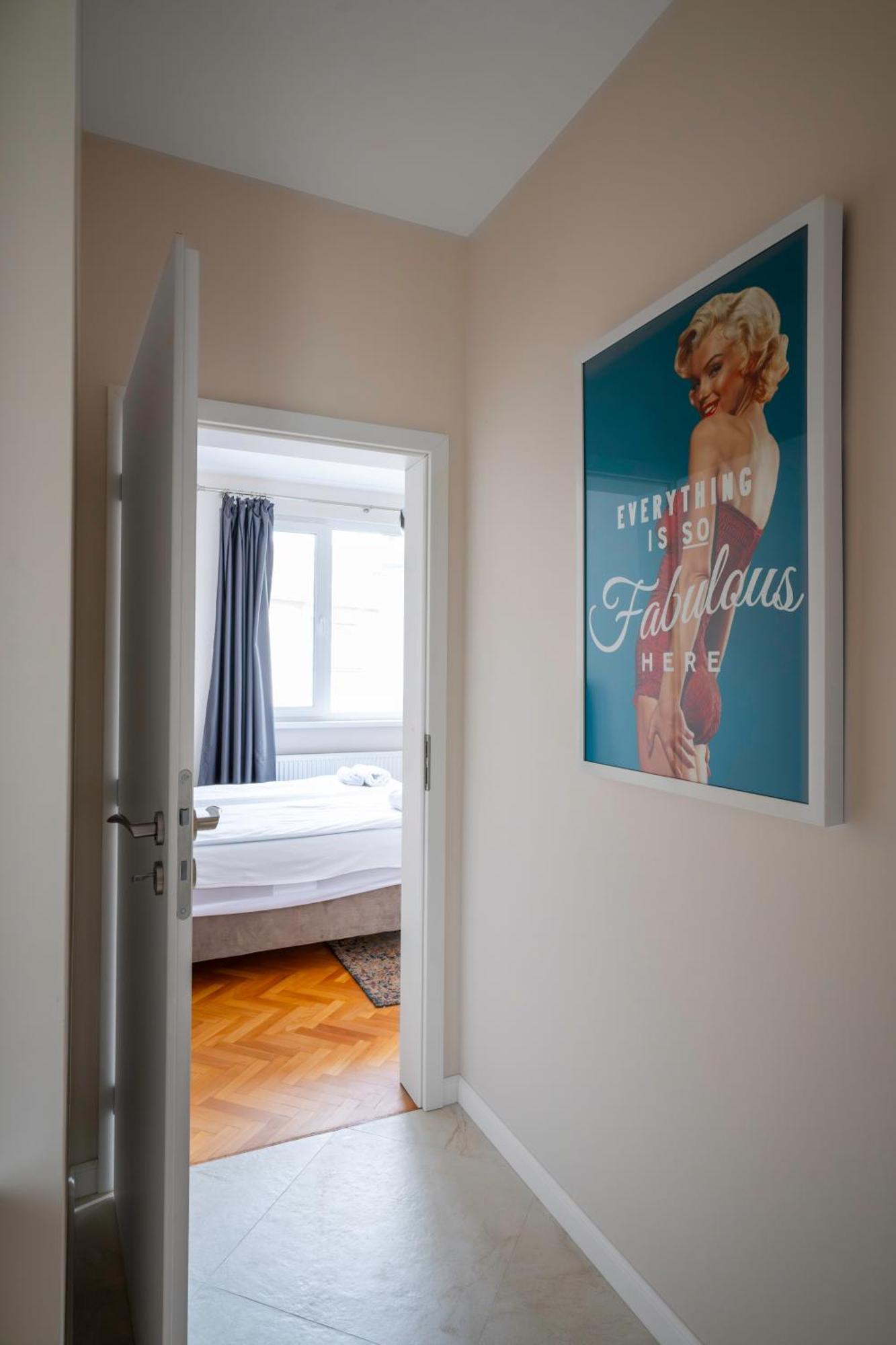 New With The Best View - 2Bd Bright Flat Near Ndk Sofia Eksteriør billede
